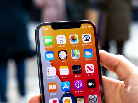 Activating 5G: Enabling 5G Connectivity on Your iPhone 11 | CitizenSide
