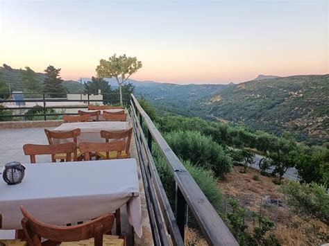 A Culinary Gem on the Way to Elafonissi Beach - Reviews, Photos ...