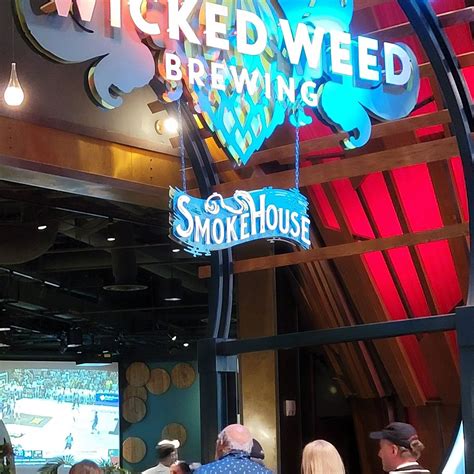 WICKED WEED SMOKEHOUSE, Cherokee - Restaurant Reviews, Photos & Phone ...