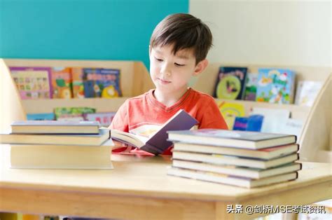 东方网：孩子阅读写作难提高怎么办？专家建议：给孩子自由的表达空间