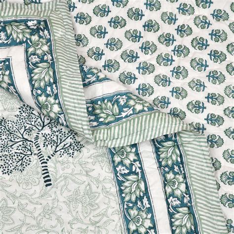 Cotton Single Size Quilt Hand Block Print for Light Winters (150x225 c ...