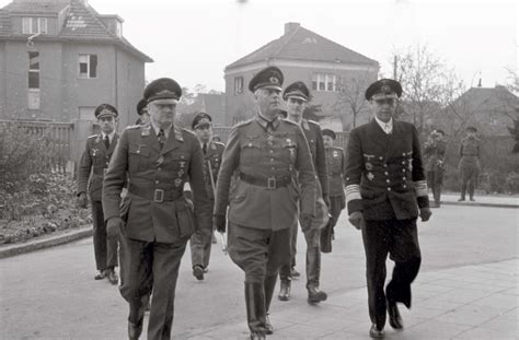 English THE GERMAN SURRENDER IN MAY 1945 - Museum Berlin Karlshorst
