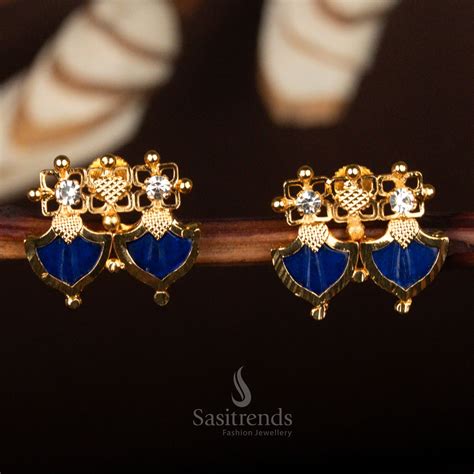 Kerala-Style 24 Carat Gold Plated Double Palakka Earrings - Sasitrends