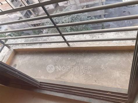 Sujata C.H.S Sector 35D - Without Brokerage Unfurnished 2 BHK Flat for ...