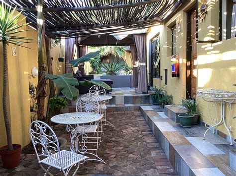 LEBO'S SOWETO BACKPACKERS - Hostel Reviews, Photos, Rate Comparison ...