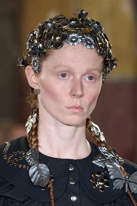 The 5 Best Hair Trends From the Spring/Summer 2025 Runways to Try ASAP