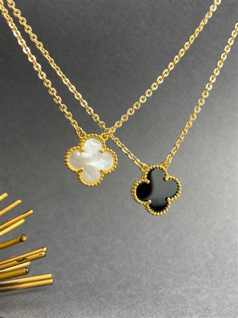 18k gold plated clover necklace chain 🌸 ( Anti tarnish | waterproof ...