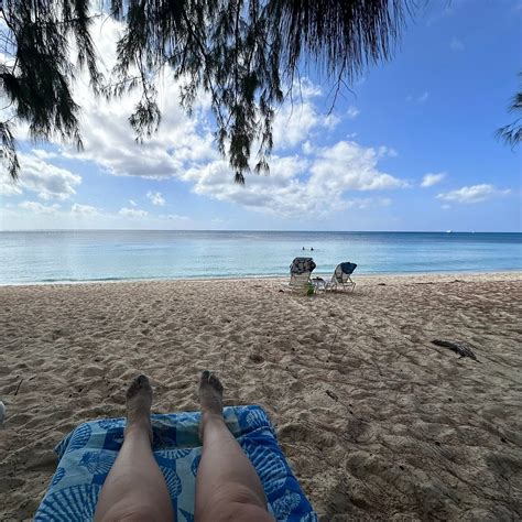 WHITE SANDS BEACH CONDOMINIUMS (Grand Cayman, Caribbean - Cayman ...