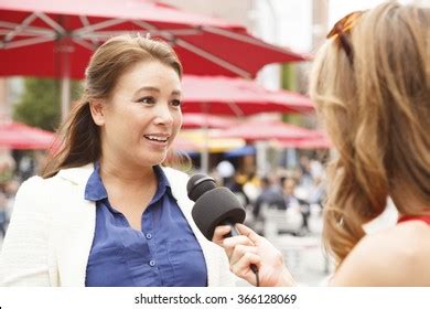Outdoor Interview Frame 的图像结果