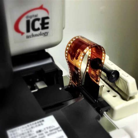 Scanning Disk Negatives 的图像结果