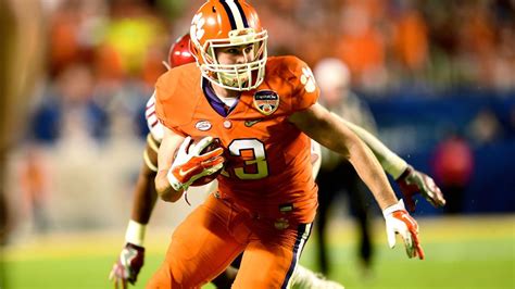 Hunter Renfrow of Clemson Tigers to miss month with hand injury - ESPN