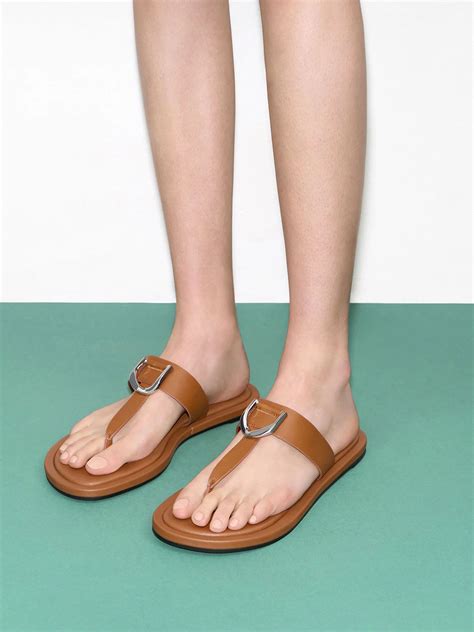 Ultimate Guide To Different Types Of Women’s Sandals - CHARLES & KEITH IN