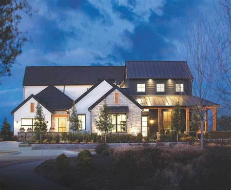 modern farmhouse exterior lighting