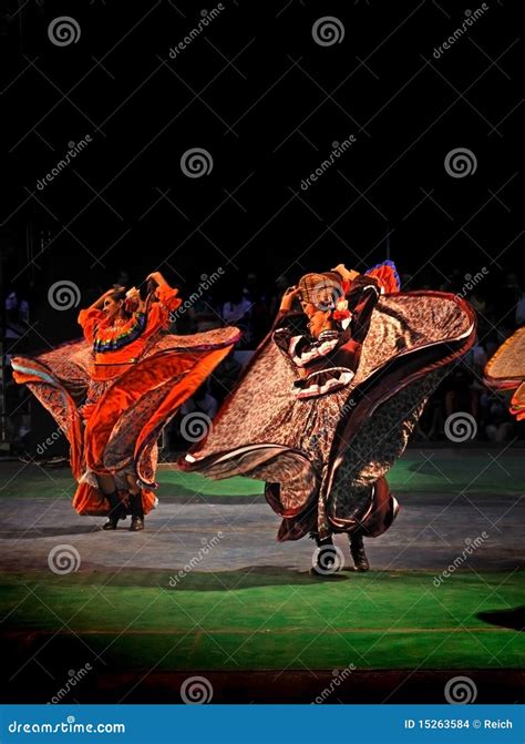 Traditional Dance from Mexico Editorial Stock Image - Image of ...