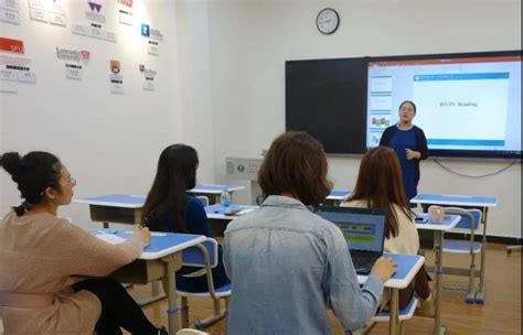 南仙社区开展2019年春季成人语言公益培训