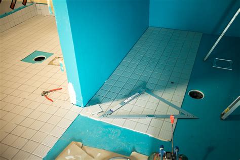 Sauna ja KPH – Vaihe 3: Laatoitus ja panelointi (ja KPH:n valaistus ...