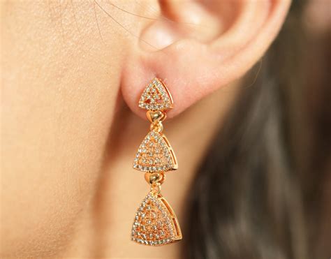 Rose Gold Plated Triangle Shaped Earrings – Merakitrendsjaipur.com