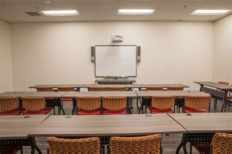 Lyon Recreation Center - Recreational Sports