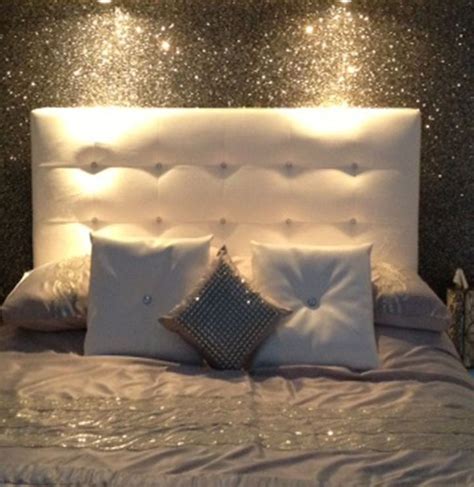 21 Best DIY Glitter Wall (With images) | Glitter paint for walls ...