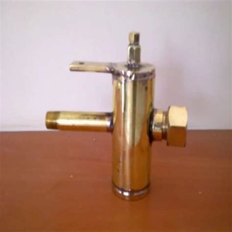 Instrument Fittings - Fairflow Condensate Pots Manufacturer from Vadodara