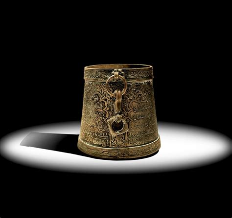 AN IMPRESSIVE RARE AND SIGNIFICANT INSCRIBED BRONZE ZAKAT MEASURE (MUDD), - Hatefi collections
