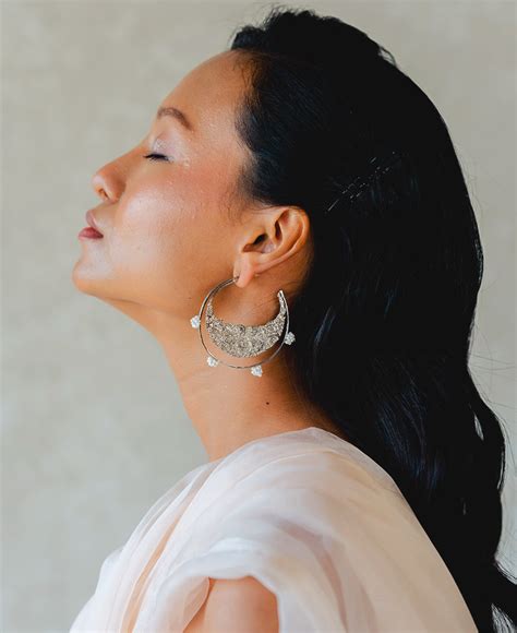 Roshini Earrings – NETE.IN