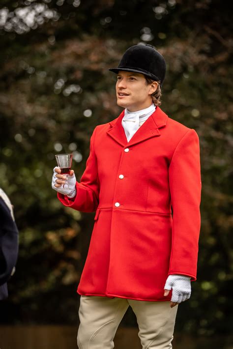 Traditional Fox Hunting Outfit | ubicaciondepersonas.cdmx.gob.mx