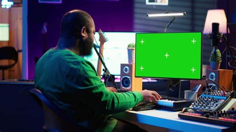 Light Green Screen 的图像结果