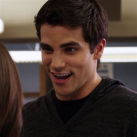 noel kahn | Pretty little liars, Little liars, Noel kahn