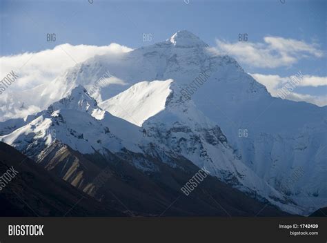 North Face Mt Everest Image & Photo (Free Trial) | Bigstock