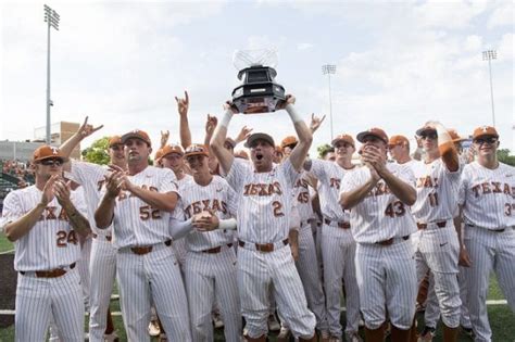 The Best Baseball College Team 2023 - University Magazine