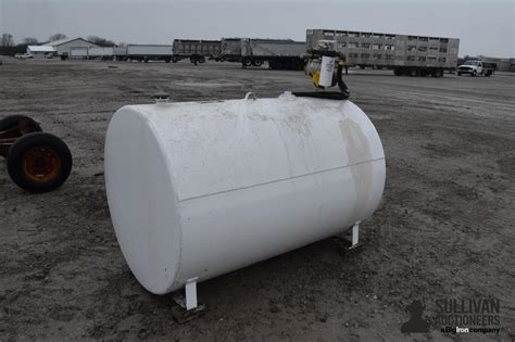 500-Gal Fuel Tank | Agriculture | BigIron