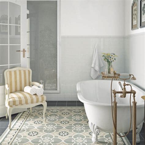 Patterned Bathroom Floor Tile