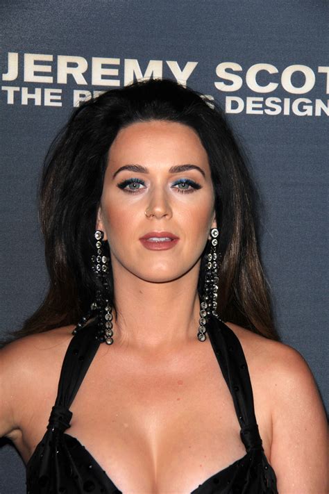 Katy Perry Hot Cleavage