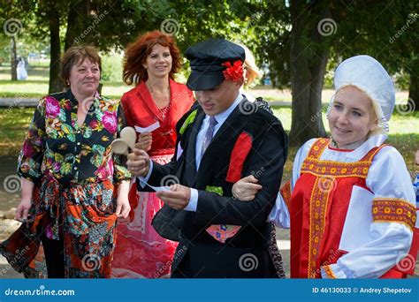 Russian wedding traditions editorial stock photo. Image of house - 46130033