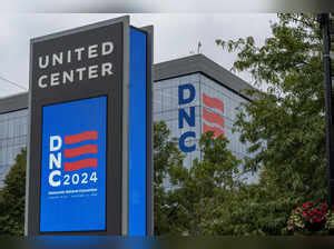 Democrats, protesters gather in Chicago to cheer, challenge Harris and ...