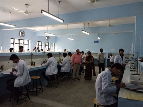 Chemistry Lab | Institute of Engineering & Technology, Lucknow