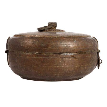 Indian Vintage Box with a Latch for Decoration