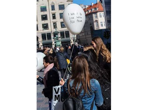 I Want to Live With No Fear: Shilpa Gupta’s balloon-inscribed ...
