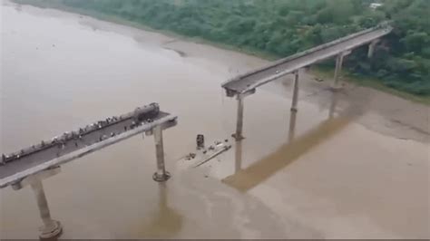 Gambhira Bridge Collapse: Entire Slab Between Two Piers in Gujarat ...