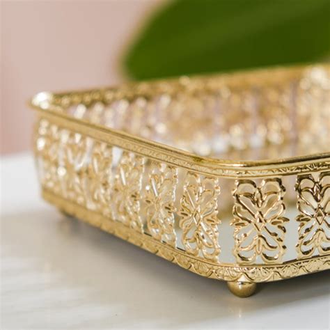 Square Gifting Tray With Mirror Gold Small Online - Premium Decorative ...
