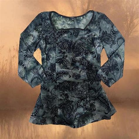 Women's Black and Blue Shirt | Depop