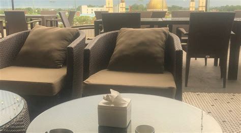 GRAND BANANA HOTEL (Putussibau) - Hotel Reviews & Photos - Tripadvisor