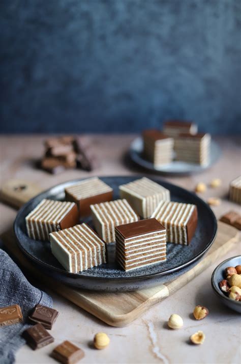 Čokoladni rozen kolač sa lešnicima - Mystic Cakes