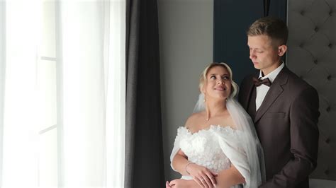 Sharing the Bride 的图像结果