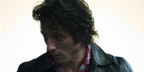 Jeremy Allen White is 'The 'Boss' in the first look of Bruce ...