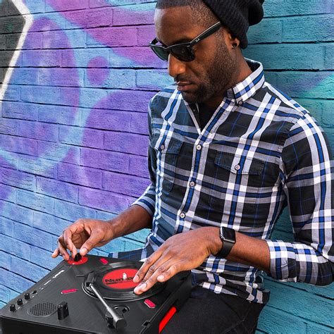 Turntable Scratch 的图像结果