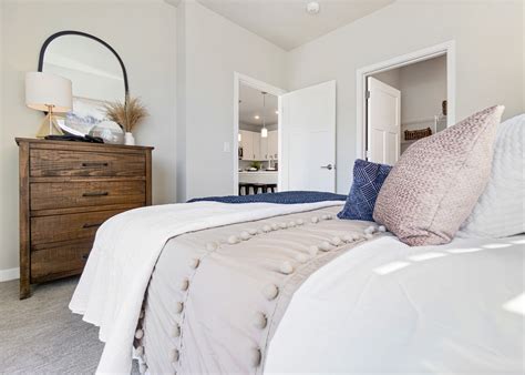 Photo Gallery & Tour | Seasons at Hoffman Estates