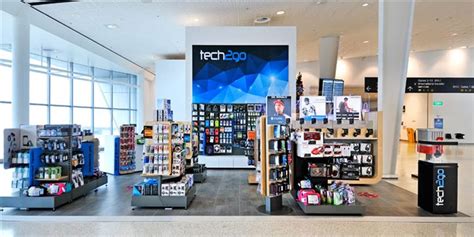 Electronics Store Display 的图像结果