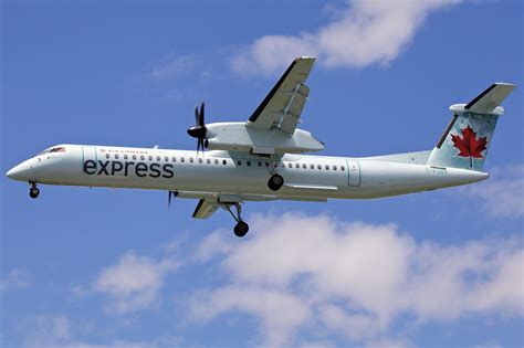 De Havilland Canada DHC-8-400 - FlyRadius